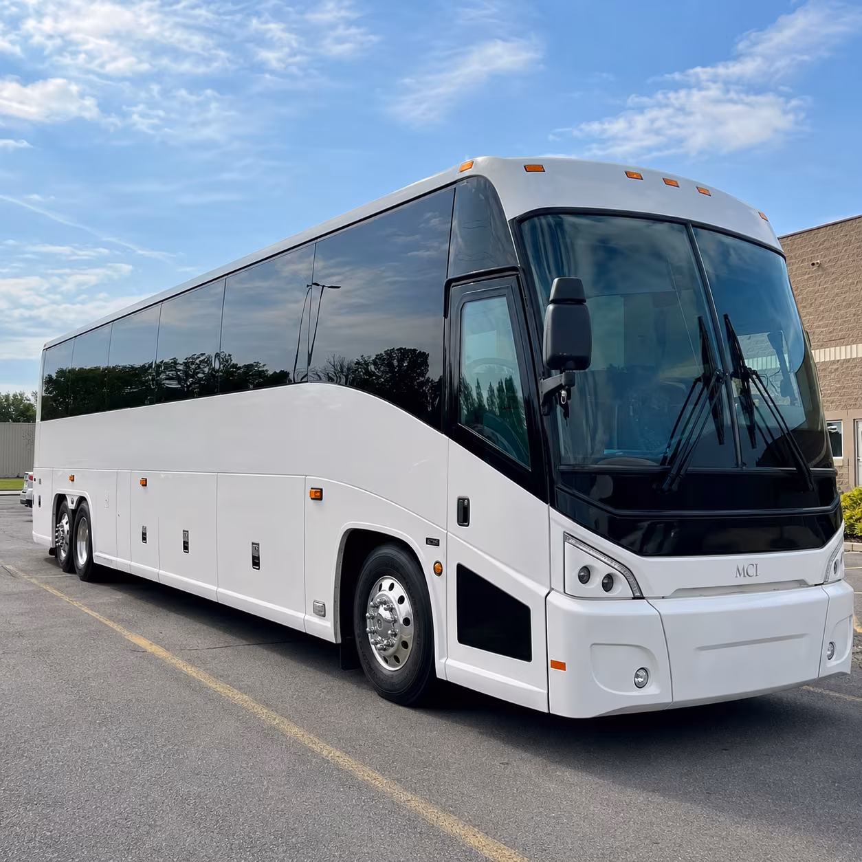 convention shuttle services between kissimmee hotels and the gaylord palms