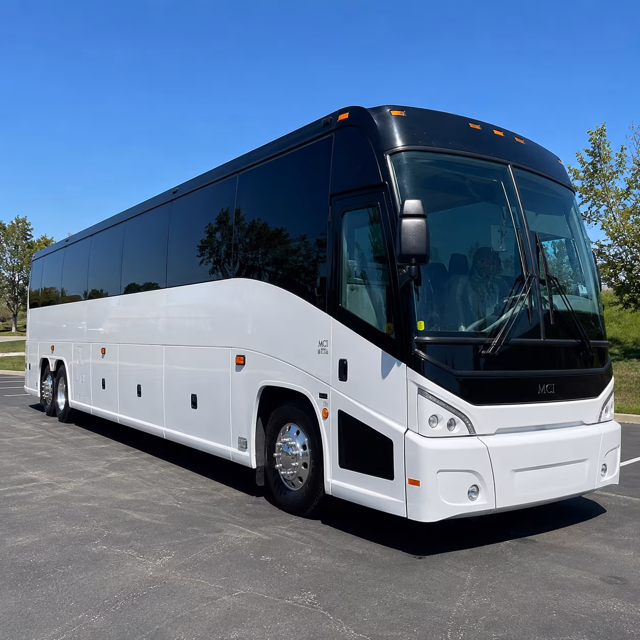 fill out one form and find theme park shuttle buses serving kissimmee and the walt disney world resort area