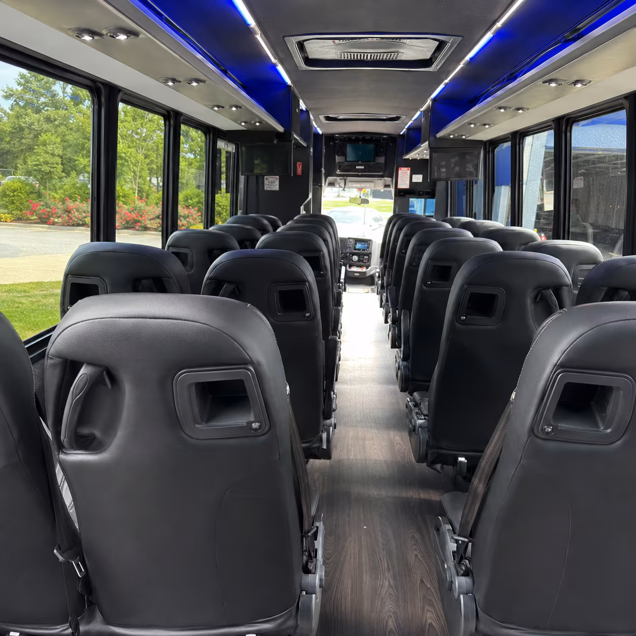 kissimmee long distance transportation onboard seating
